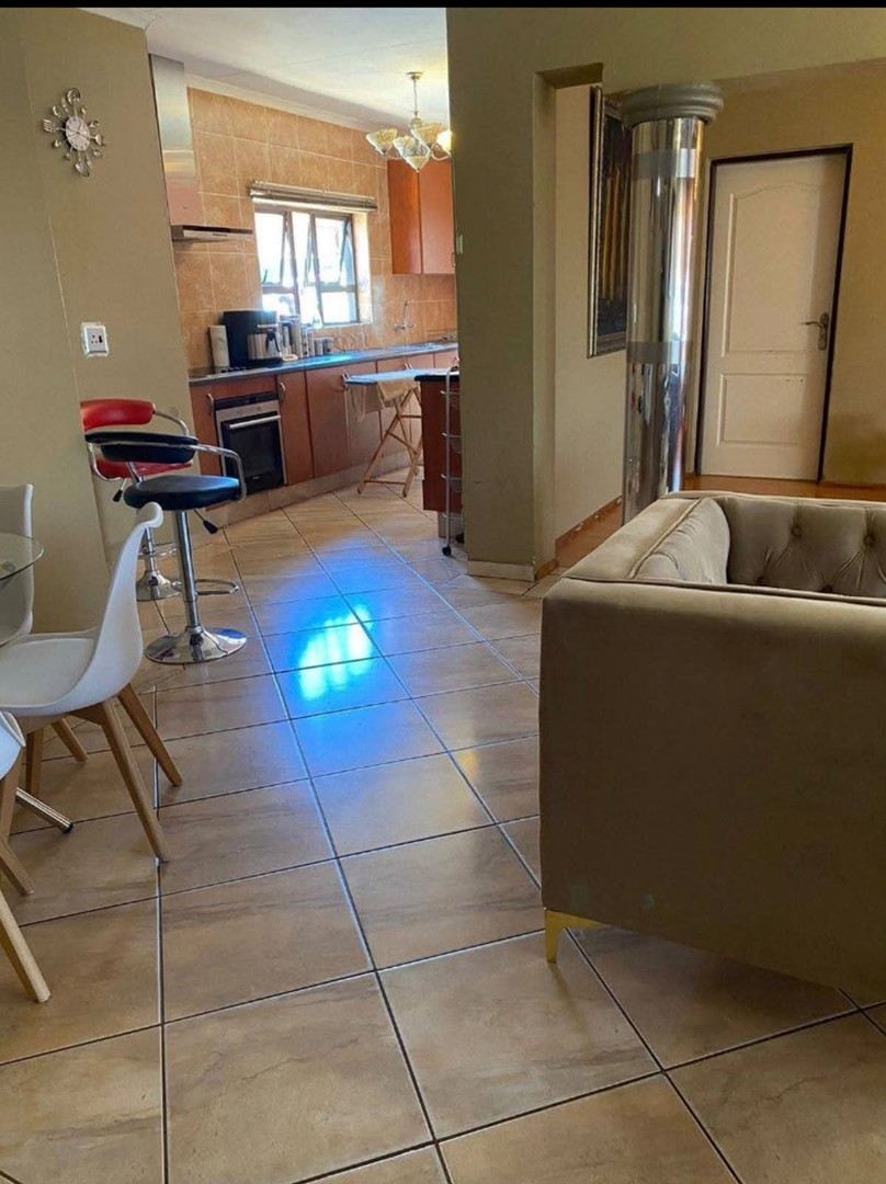 2 Bedroom Property for Sale in The Orchards Gauteng