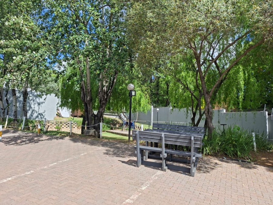 2 Bedroom Property for Sale in Rivonia Gauteng