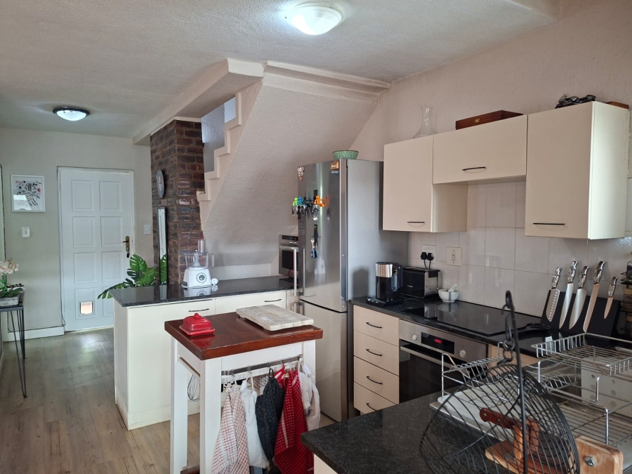 1 Bedroom Property for Sale in Strathavon Gauteng