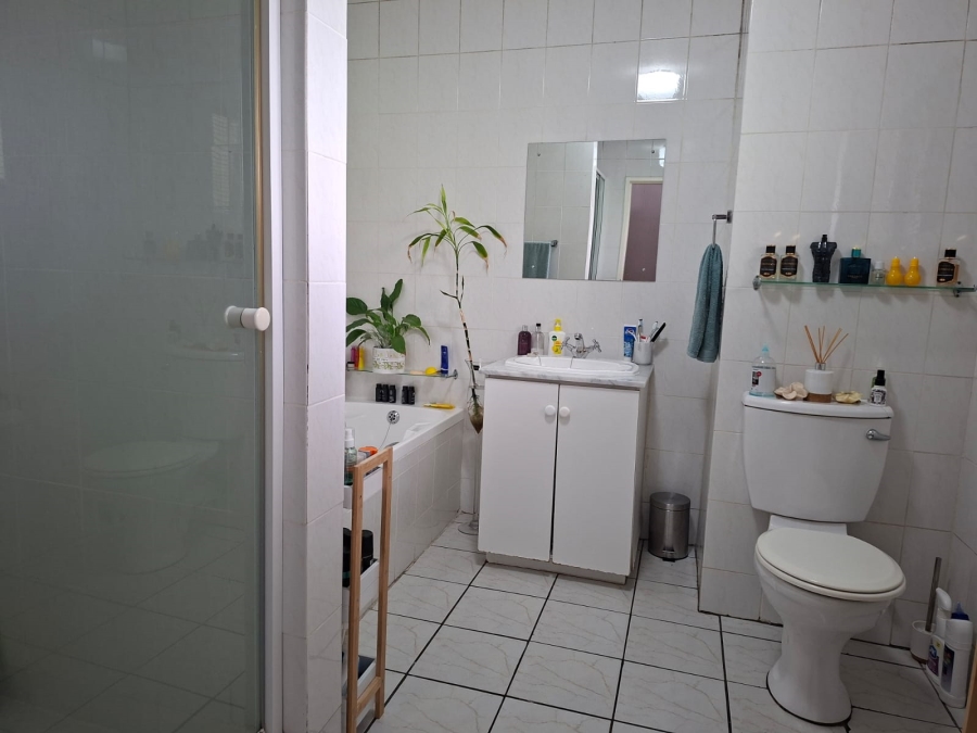 1 Bedroom Property for Sale in Strathavon Gauteng