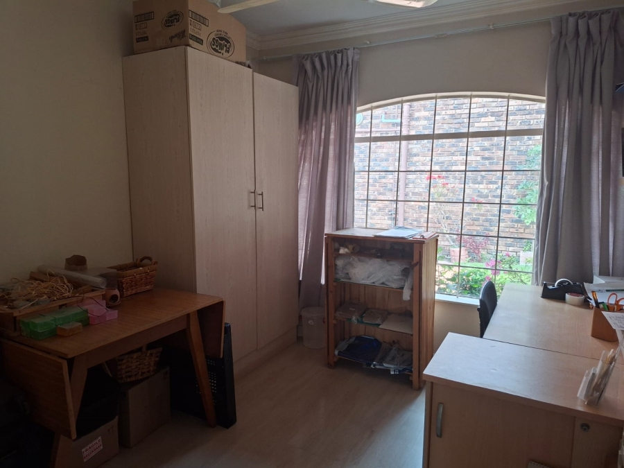 3 Bedroom Property for Sale in Edenburg Gauteng