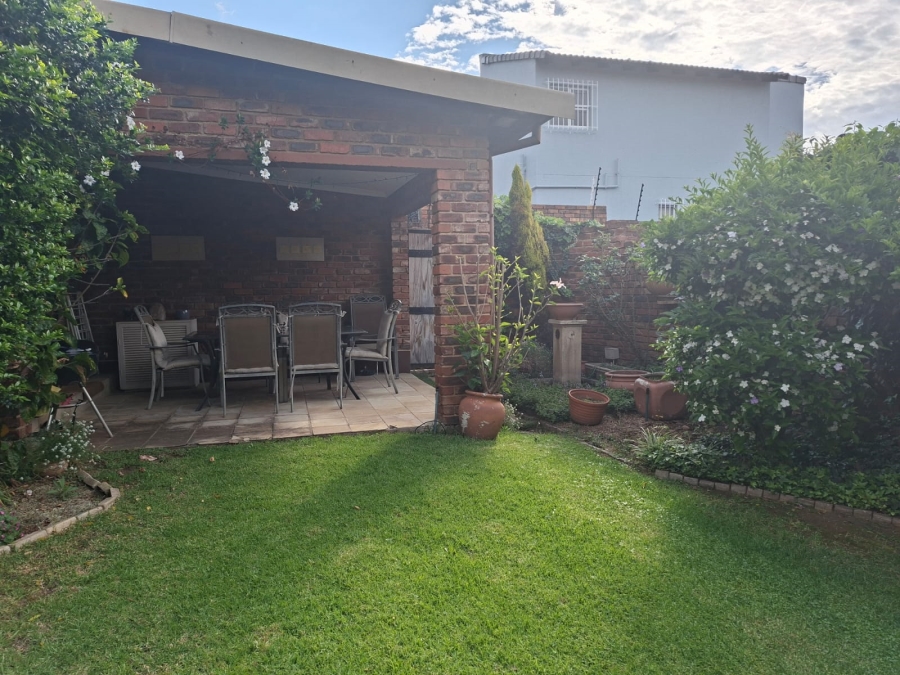 3 Bedroom Property for Sale in Edenburg Gauteng