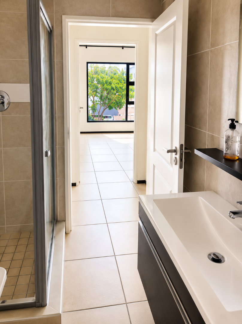 To Let 2 Bedroom Property for Rent in Modderfontein Gauteng