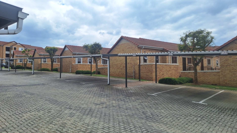 2 Bedroom Property for Sale in Randpark Ridge Gauteng