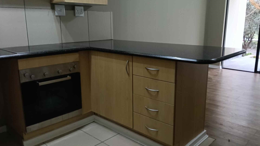 1 Bedroom Property for Sale in Jackal Creek Golf Estate Gauteng