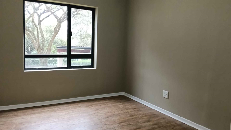1 Bedroom Property for Sale in Jackal Creek Golf Estate Gauteng