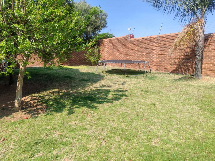 3 Bedroom Property for Sale in The Reeds Gauteng