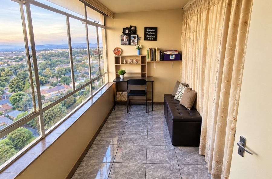 To Let 2 Bedroom Property for Rent in Weavind Park Gauteng