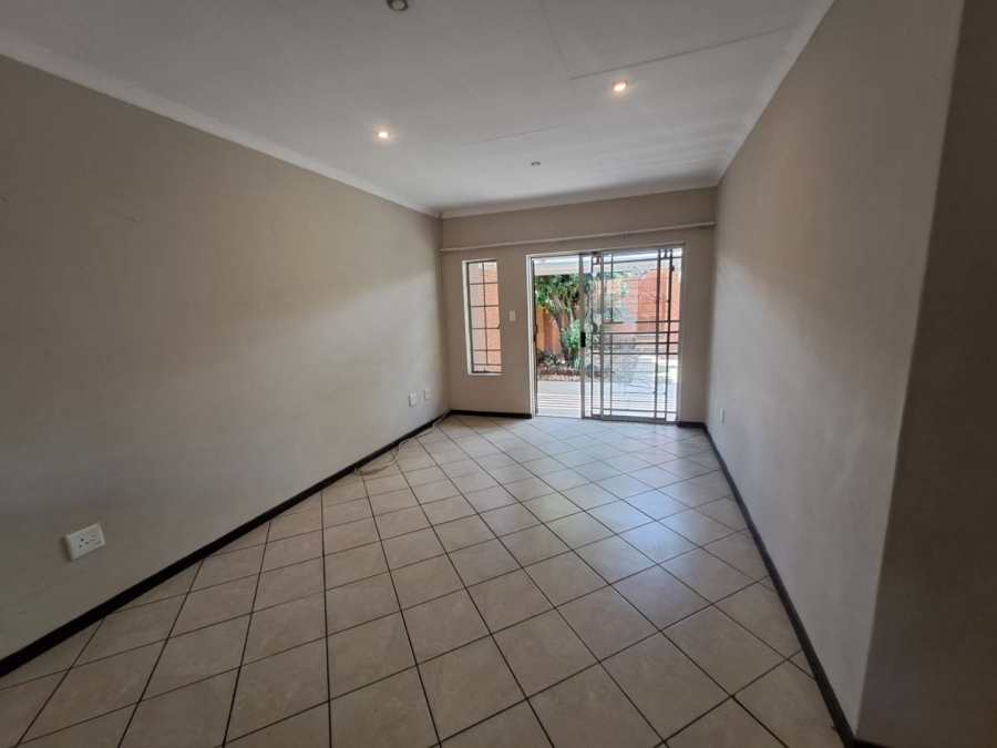 3 Bedroom Property for Sale in Eco Park Gauteng