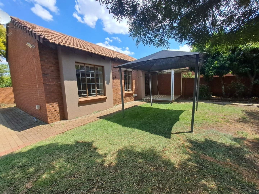 3 Bedroom Property for Sale in Eco Park Gauteng