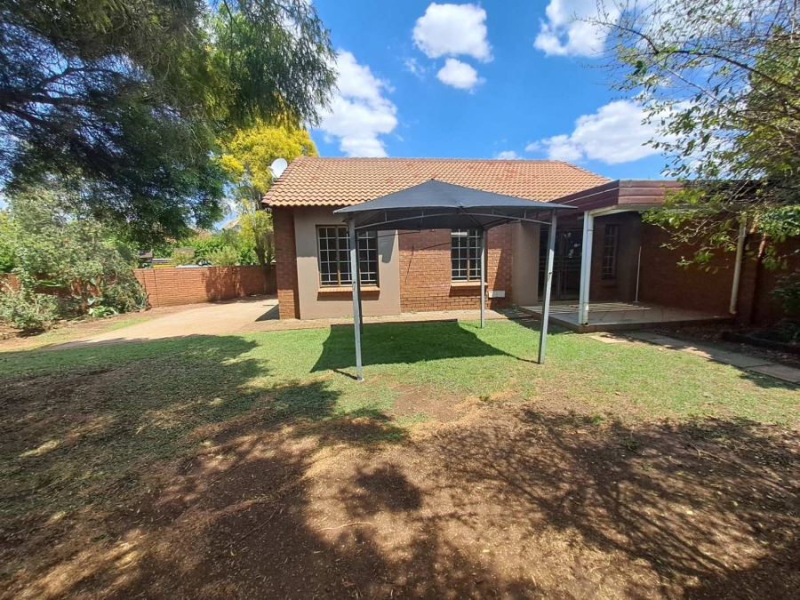 3 Bedroom Property for Sale in Eco Park Gauteng