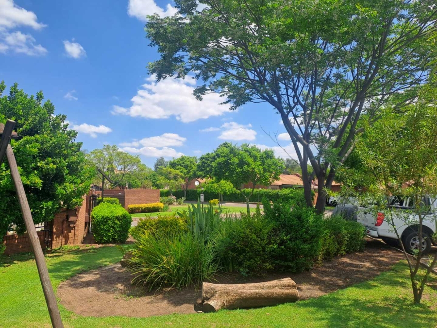 3 Bedroom Property for Sale in Eco Park Gauteng