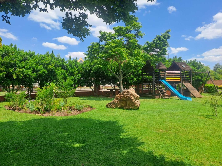 3 Bedroom Property for Sale in Eco Park Gauteng