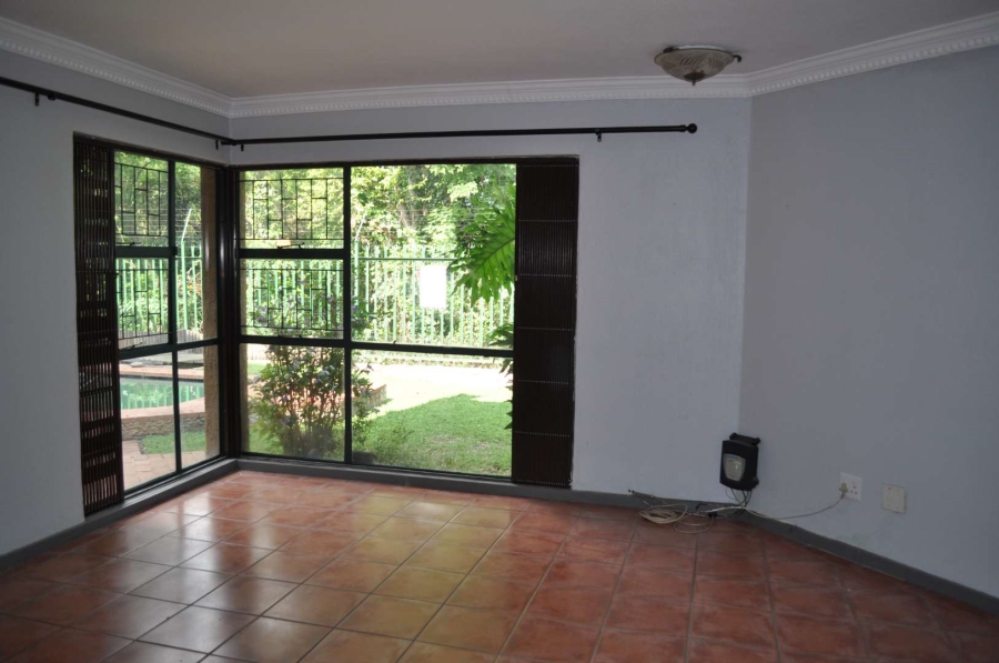 3 Bedroom Property for Sale in Garsfontein Gauteng