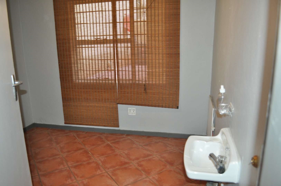 3 Bedroom Property for Sale in Garsfontein Gauteng