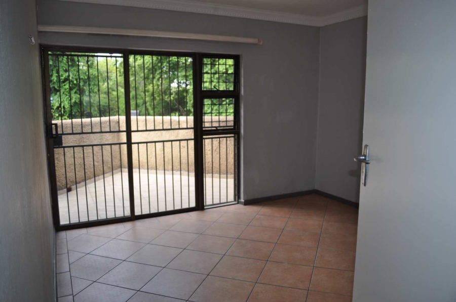 3 Bedroom Property for Sale in Garsfontein Gauteng