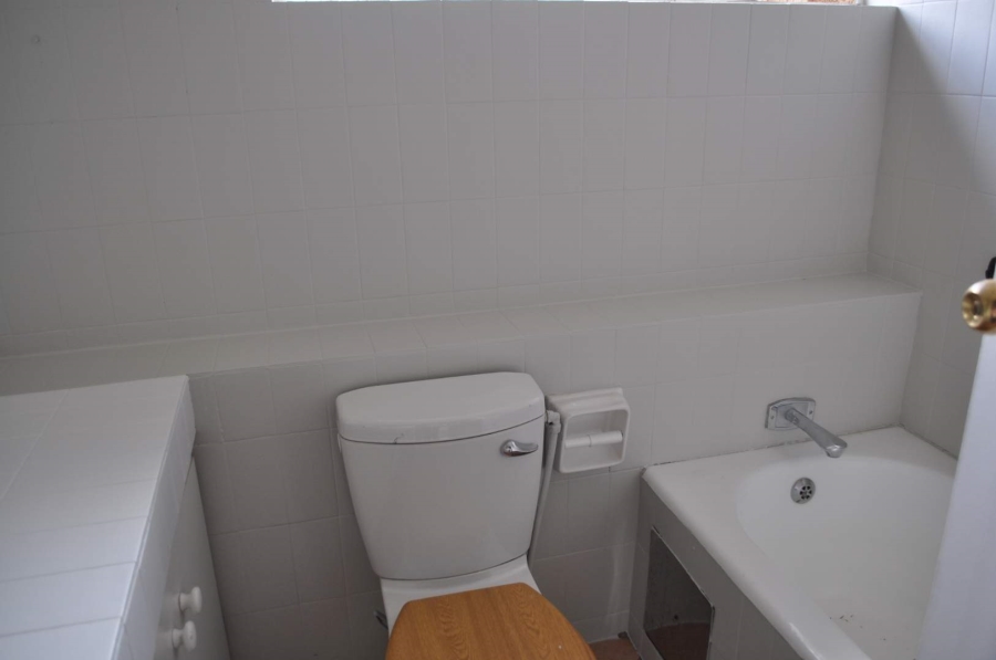 3 Bedroom Property for Sale in Garsfontein Gauteng