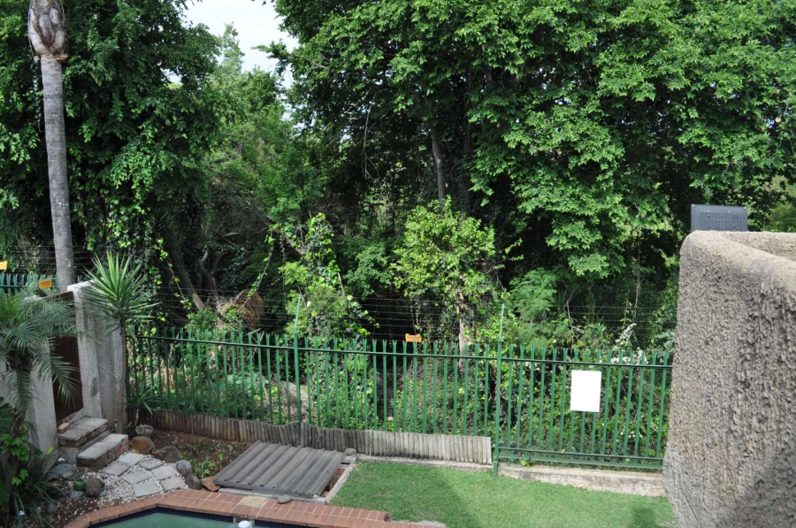 3 Bedroom Property for Sale in Garsfontein Gauteng