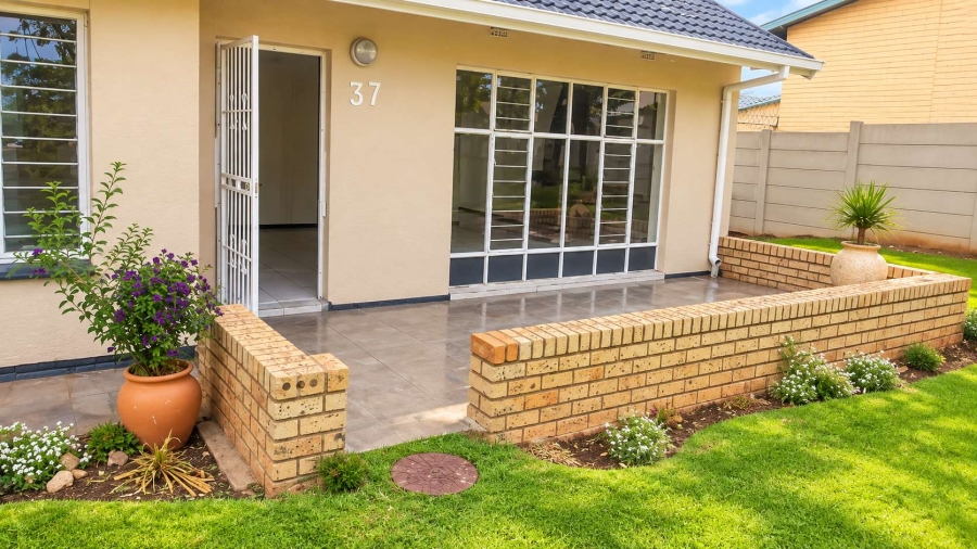 To Let 3 Bedroom Property for Rent in Mindalore Gauteng