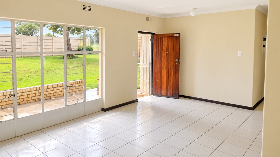 To Let 3 Bedroom Property for Rent in Mindalore Gauteng