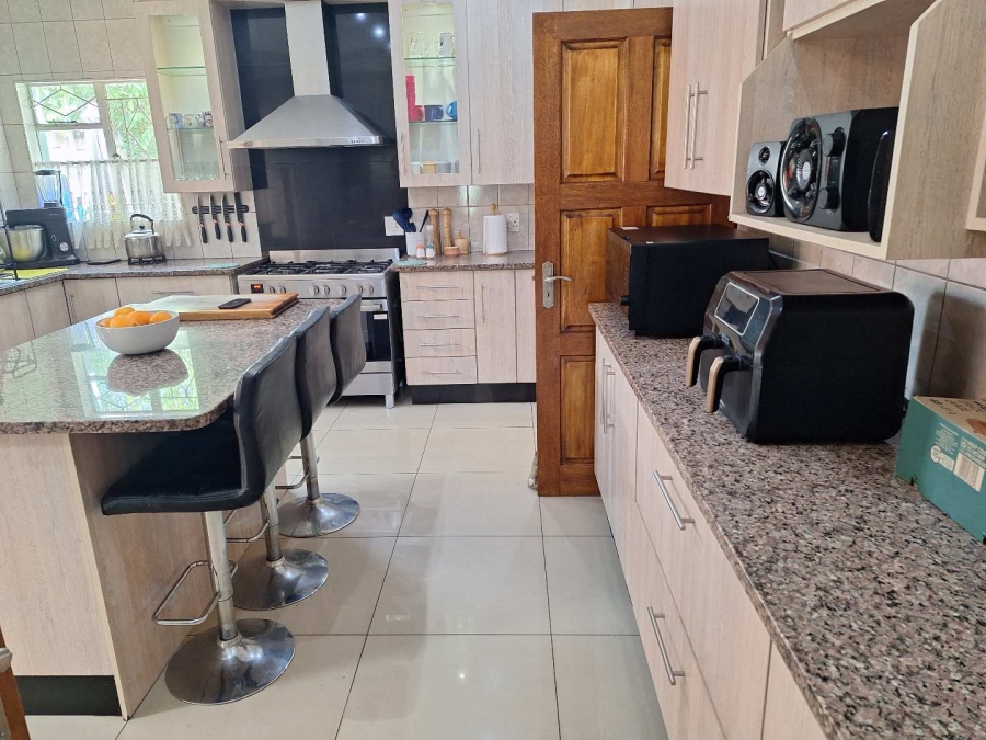 4 Bedroom Property for Sale in Tulisa Park Gauteng