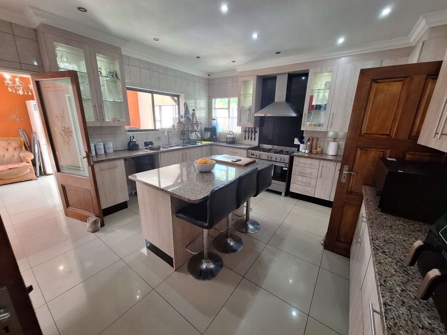 4 Bedroom Property for Sale in Tulisa Park Gauteng