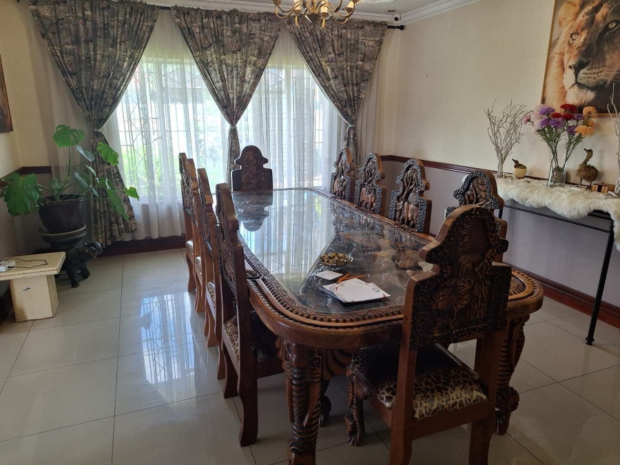 4 Bedroom Property for Sale in Tulisa Park Gauteng