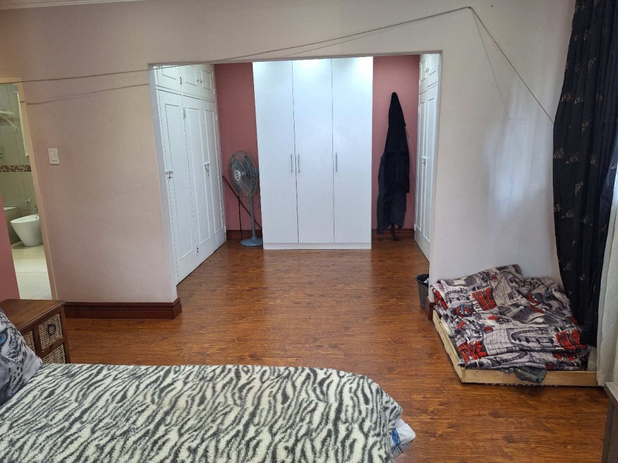 4 Bedroom Property for Sale in Tulisa Park Gauteng