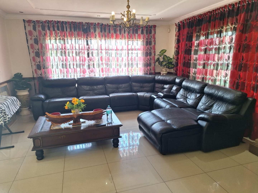 4 Bedroom Property for Sale in Tulisa Park Gauteng