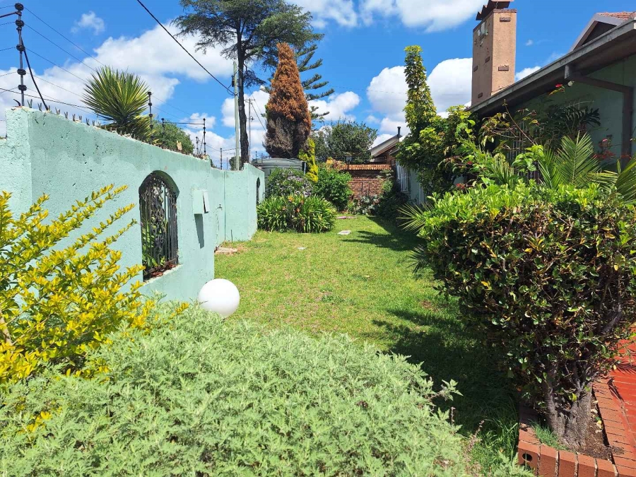 4 Bedroom Property for Sale in Tulisa Park Gauteng