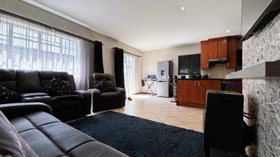 3 Bedroom Property for Sale in Eveleigh Gauteng