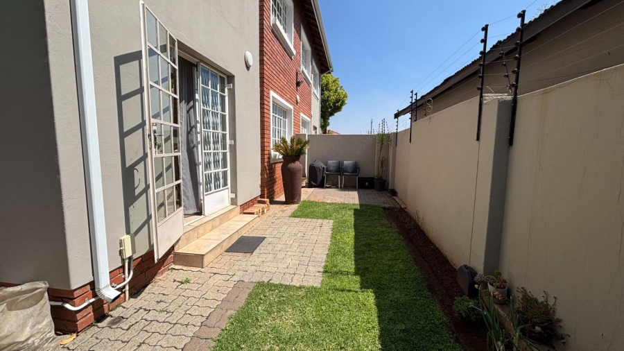 3 Bedroom Property for Sale in Eveleigh Gauteng