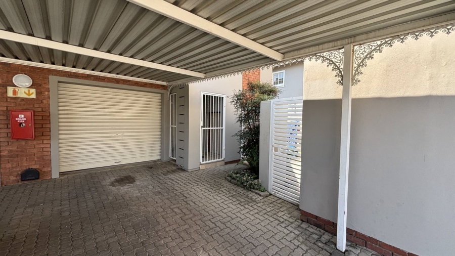 3 Bedroom Property for Sale in Eveleigh Gauteng