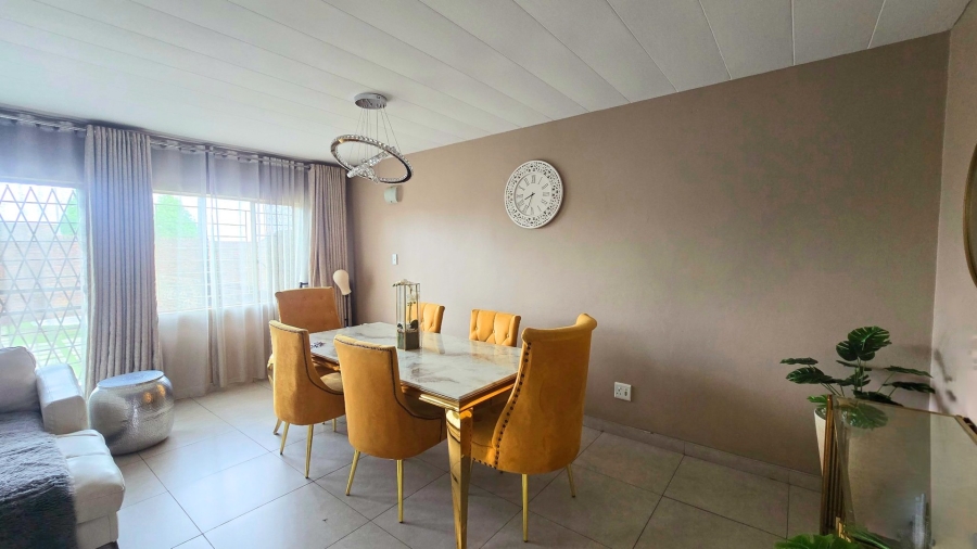 To Let 3 Bedroom Property for Rent in Silverton Gauteng