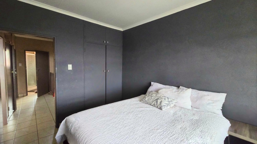 To Let 3 Bedroom Property for Rent in Silverton Gauteng