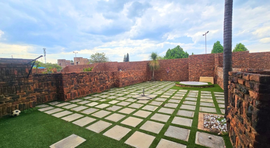 To Let 3 Bedroom Property for Rent in Silverton Gauteng
