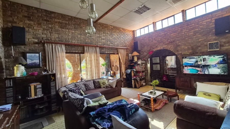 4 Bedroom Property for Sale in Monument Park Gauteng