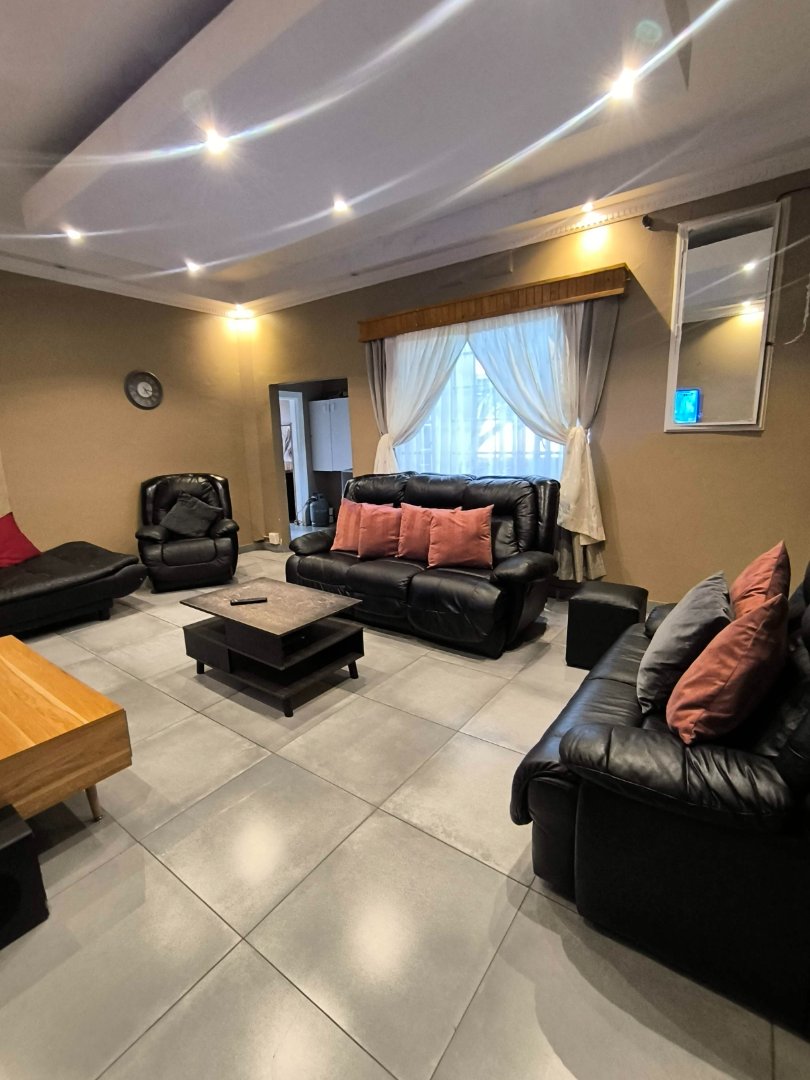 9 Bedroom Property for Sale in The Hill Gauteng