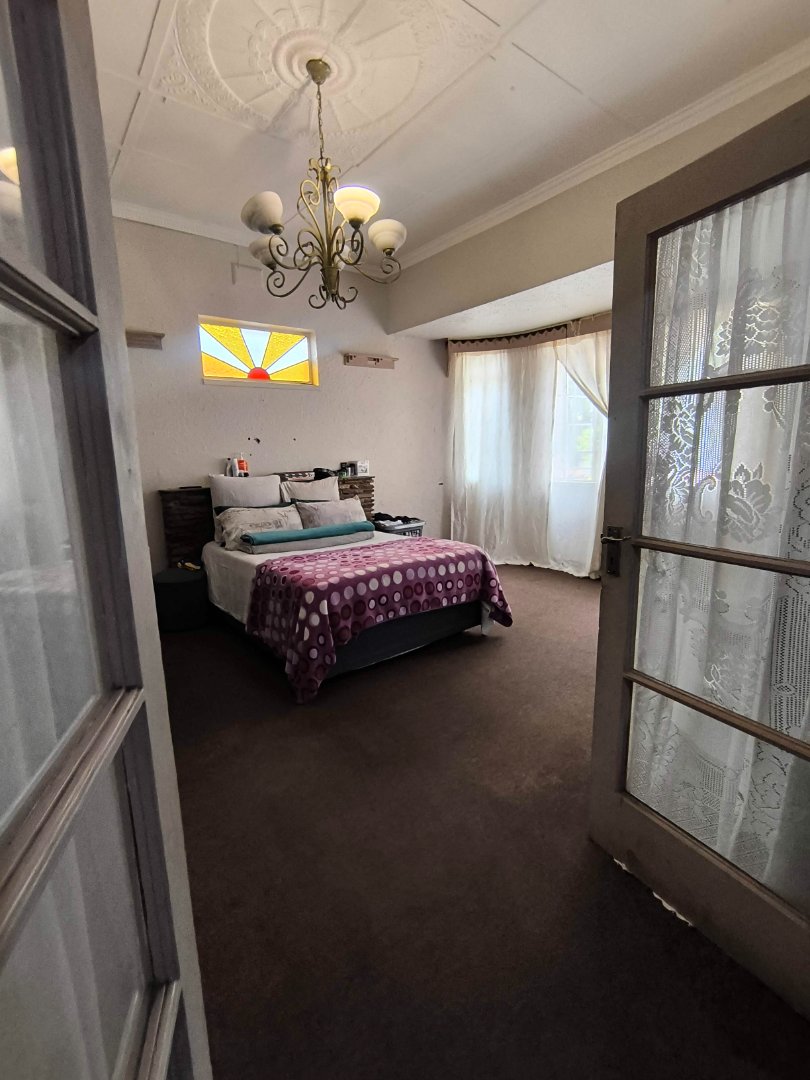 9 Bedroom Property for Sale in The Hill Gauteng