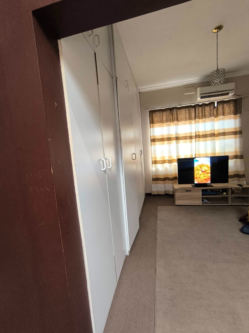 9 Bedroom Property for Sale in The Hill Gauteng