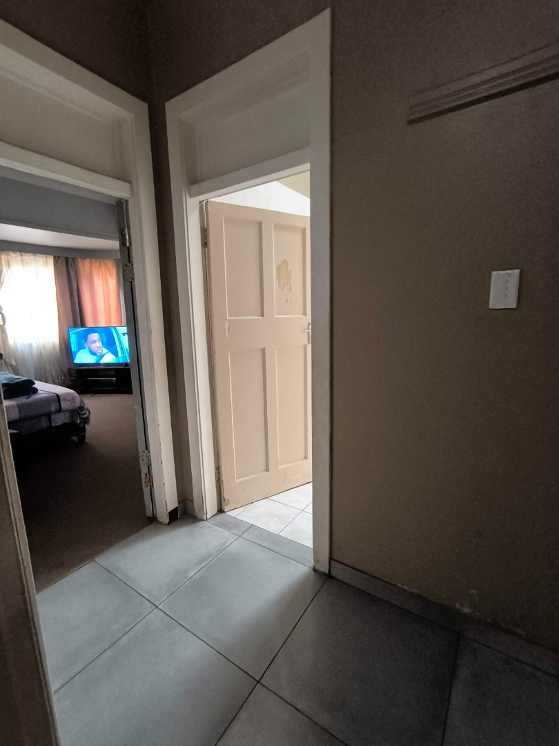 9 Bedroom Property for Sale in The Hill Gauteng