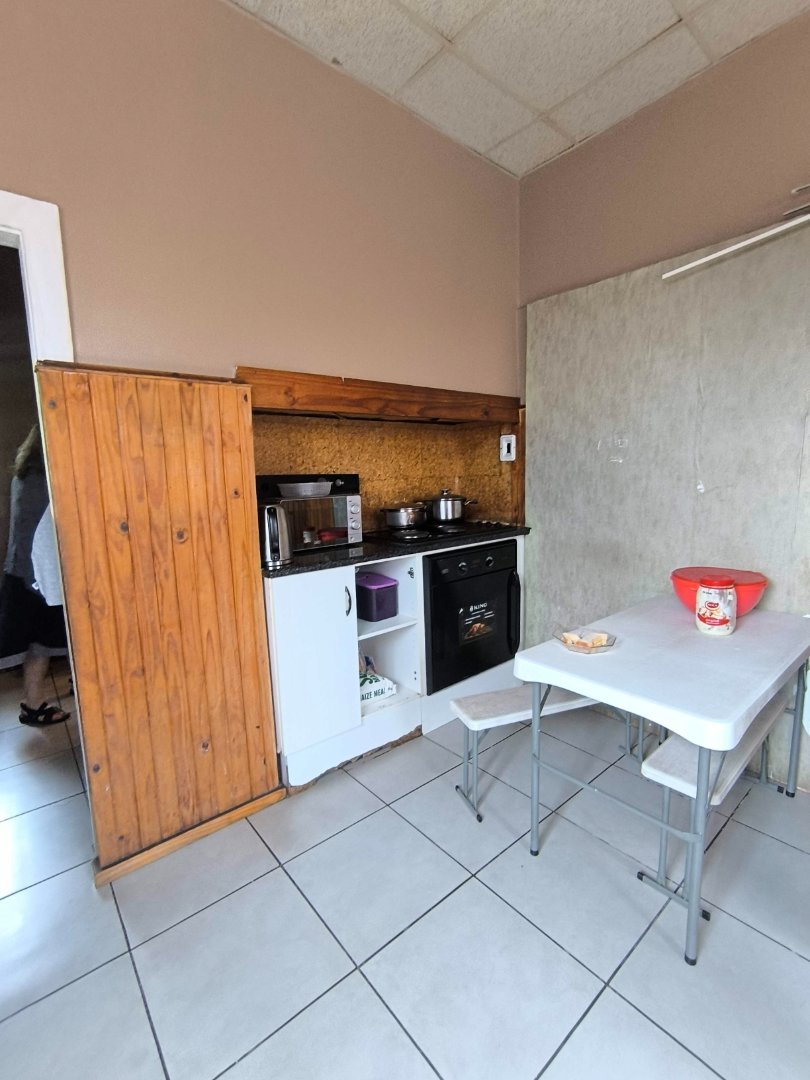 9 Bedroom Property for Sale in The Hill Gauteng
