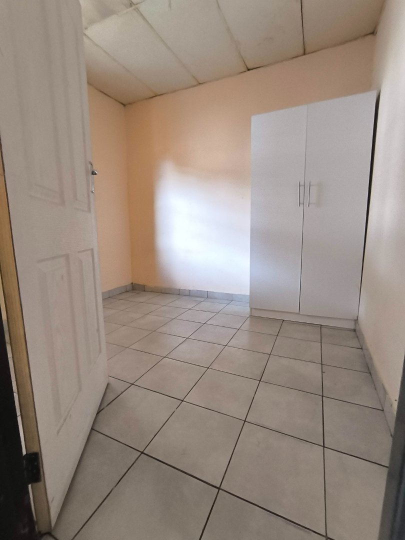 9 Bedroom Property for Sale in The Hill Gauteng