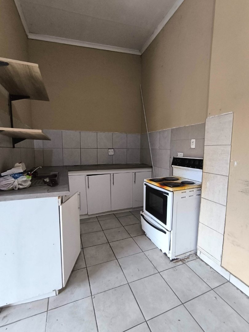 9 Bedroom Property for Sale in The Hill Gauteng