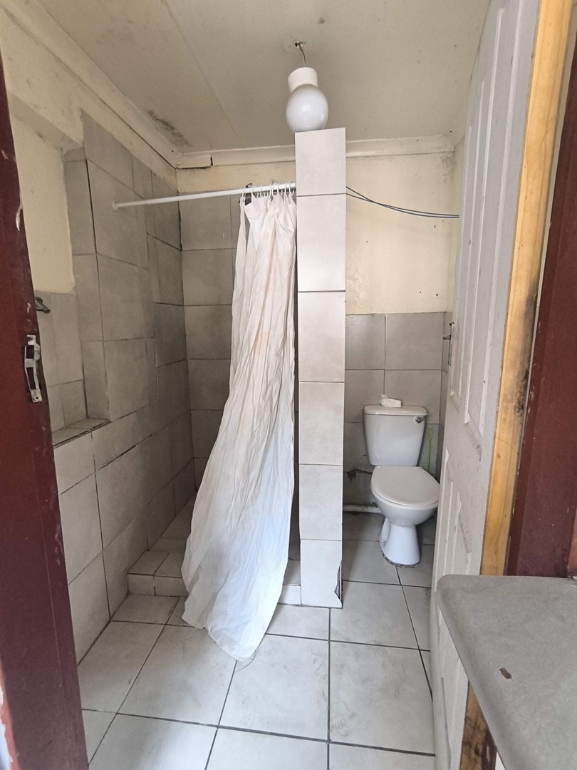 9 Bedroom Property for Sale in The Hill Gauteng