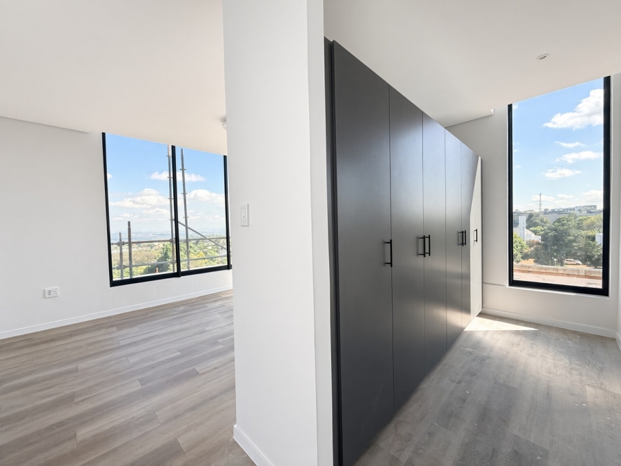2 Bedroom Property for Sale in Bryanston Gauteng