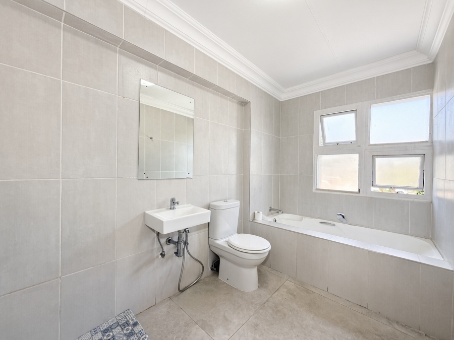 2 Bedroom Property for Sale in Morningside Gauteng