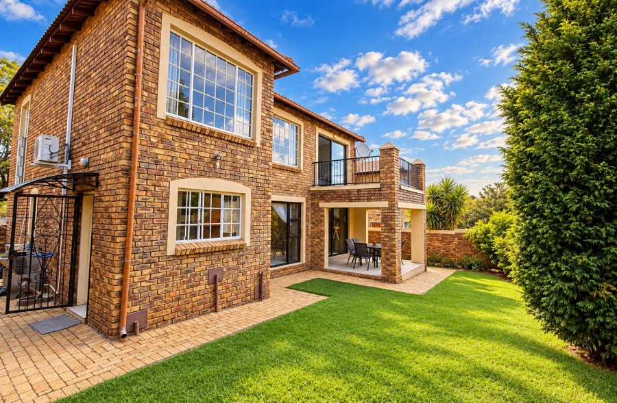 3 Bedroom Property for Sale in Honeydew Grove Gauteng