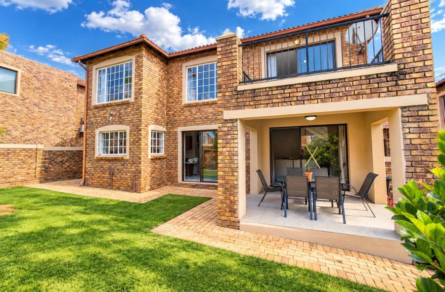 3 Bedroom Property for Sale in Honeydew Grove Gauteng