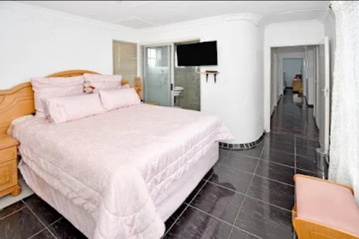 To Let 3 Bedroom Property for Rent in Lyndhurst Gauteng